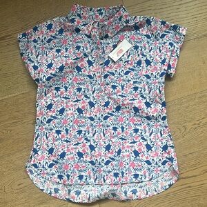 Vineyard Vines Bahama Otomi women’s button down short sleeve shirt. Size 4. NYT